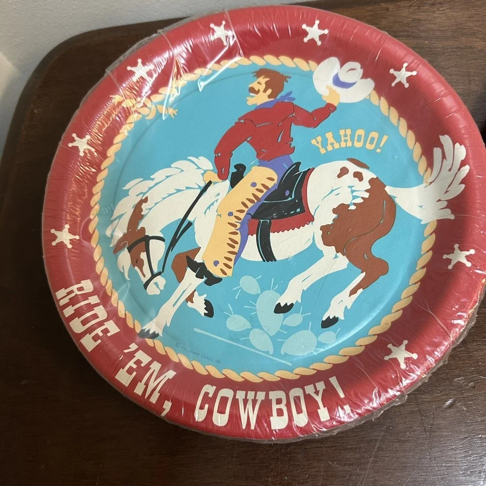 Vintage Hallmark Happy Birthday Pardner Ride Em Cowboy Horse Party Plates NOS
